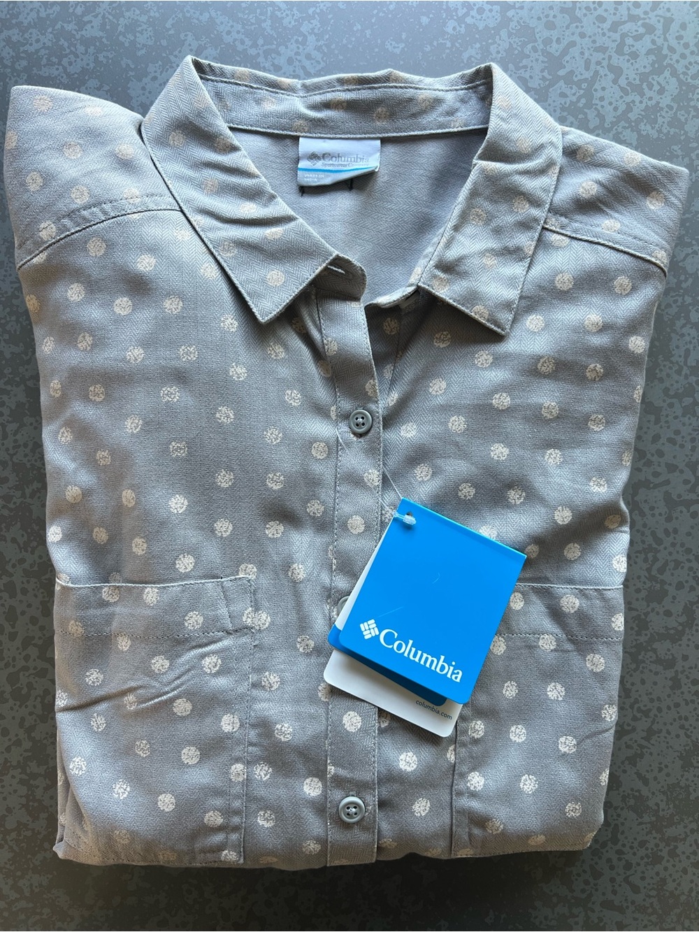 Columbia Women’s Light Gray Dot-Pattern Button Down Shirt